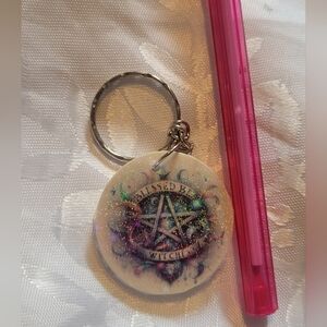 🌲BUY 1 GET 1 FREE 🌲Glittery Pentacle  Keychain